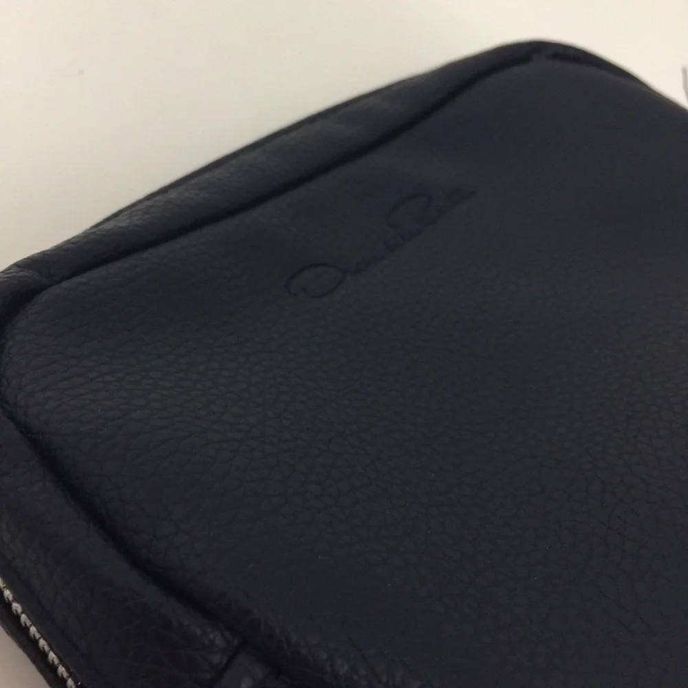 Oscar de la Renta Travel Pouch